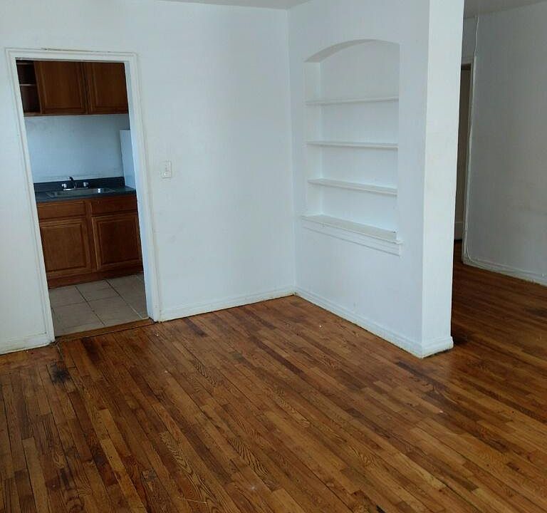 1st image of 10615 217th St APT 3E
