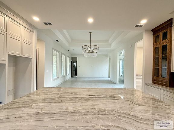 4th image of 8725 Hughes Rd