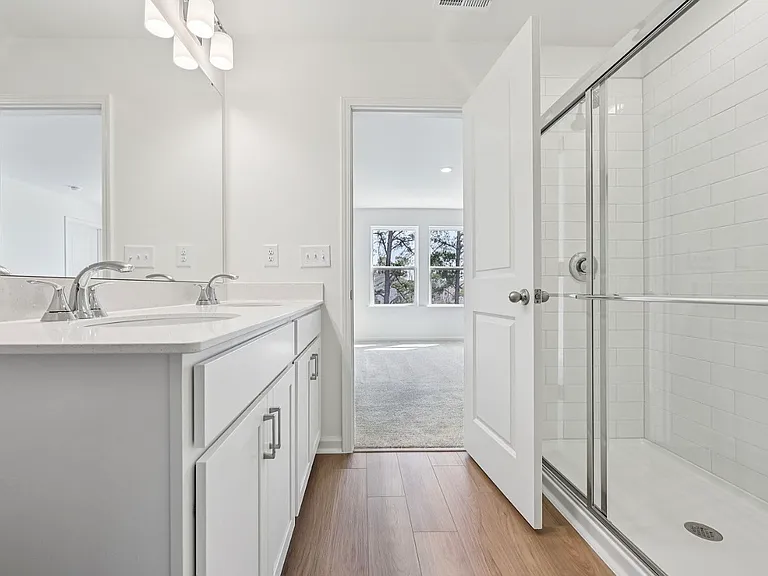 212 Parker Ln — Photo 31