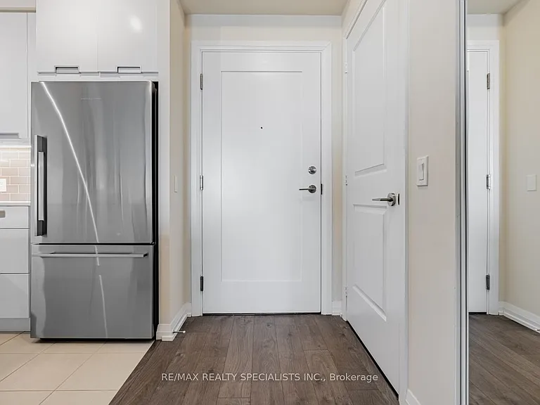 35 Watergarden Dr #2419 — Photo 5