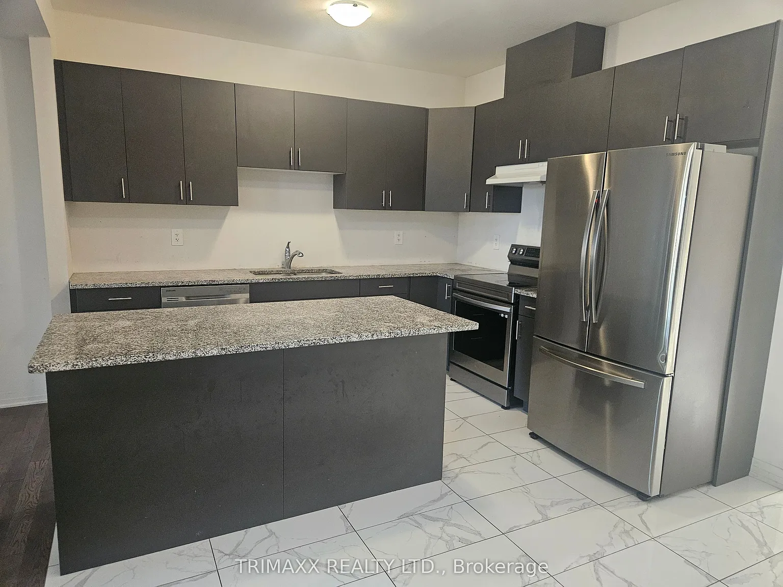 3 bed, $2,350 — Photo 4