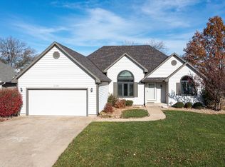 7134 SW Cannock Chase Rd, Topeka, KS 66614