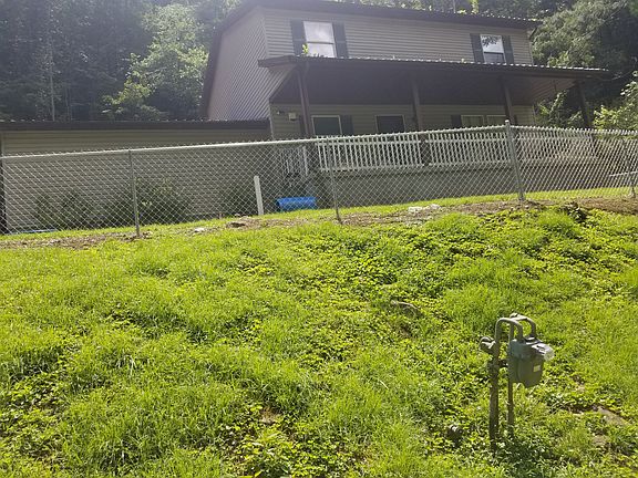 4th image of 138 Lincoln St