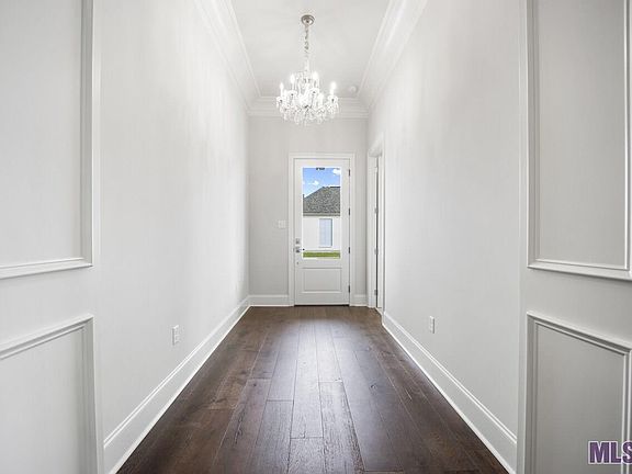 3rd image of 429 Bellecrest Ave