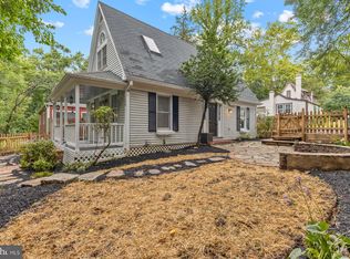 413 Grove Ave, Washington Grove, MD 20880