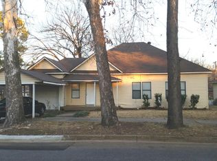 624 N 6th Ave, Durant, OK 74701