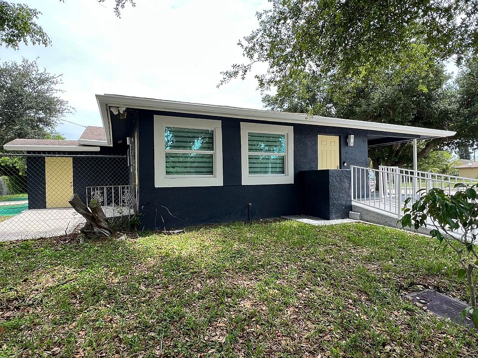 1st image of 601 NW 2nd St
