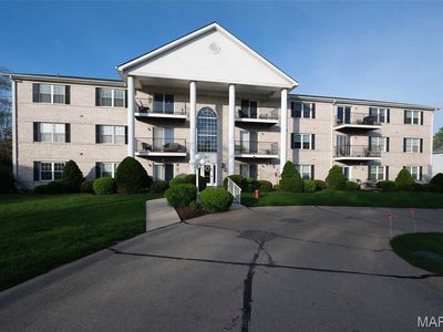 3624 Colonia Place Dr APT D, Saint Louis, MO, 63125
