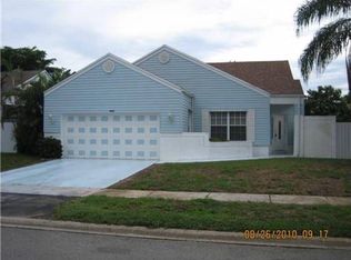 1121 SW 85th Ter, Pembroke Pines, FL 33025