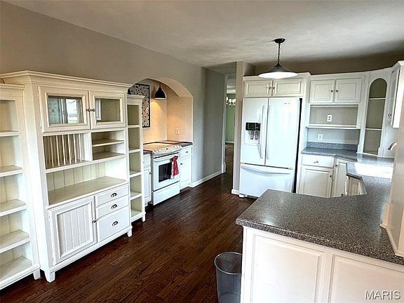 5th image of 17466 Lageman Ln