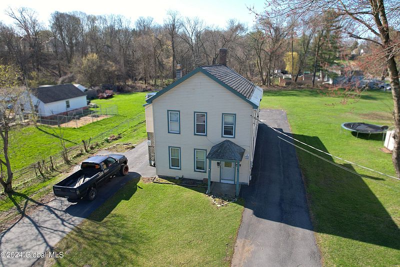 5th image of 44 Ferry Street