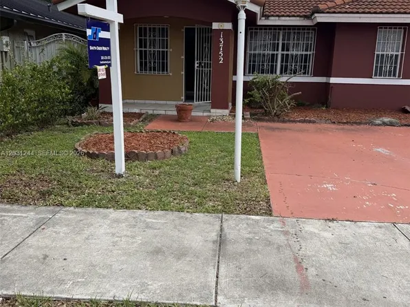 13752 SW 156th St, Miami, FL 33177