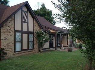 4300 Bennett Wood Dr, Millington, TN 38053