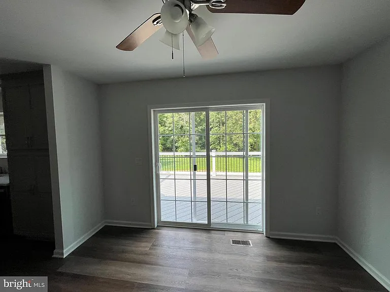 2114 Moorland Dr — Photo 11