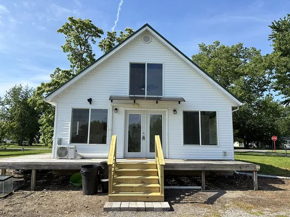 402 Liberty St, Cloverdale, OH 45827
