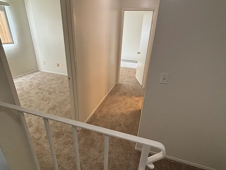 1561 E Fairfield Ct #3 — Photo 5