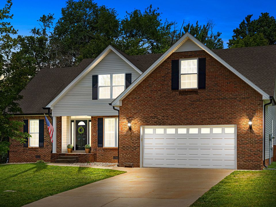1st image of 735 Ellie Nat Dr