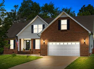 735 Ellie Nat Dr, Clarksville, TN 37040