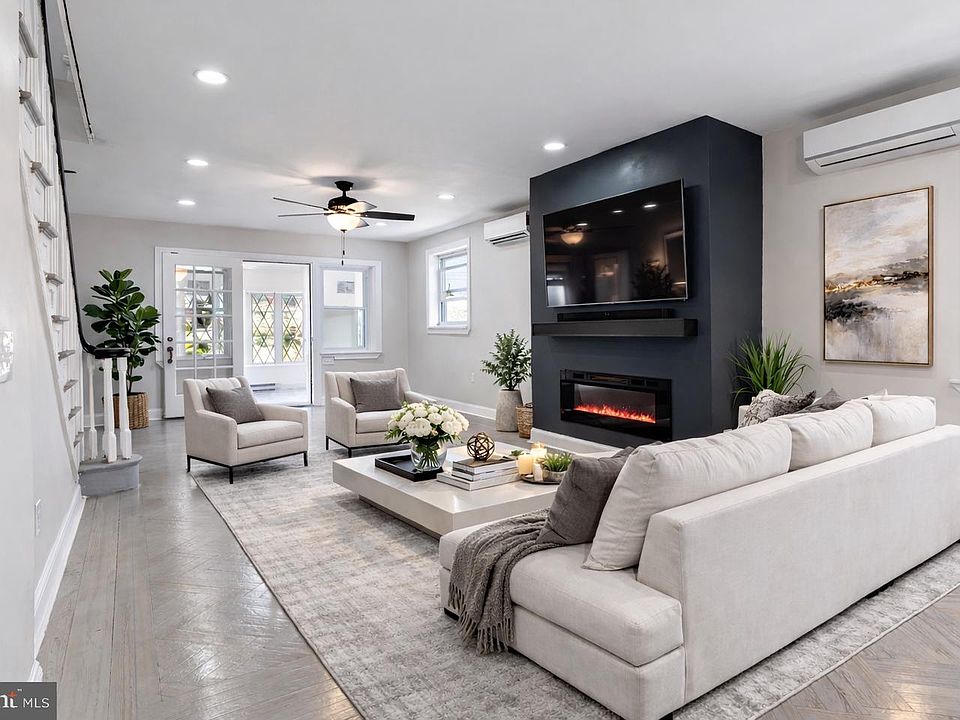 1st image of 2414 77th Ave