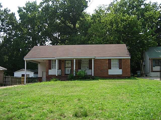 1st image of 3813 Townsend Dr