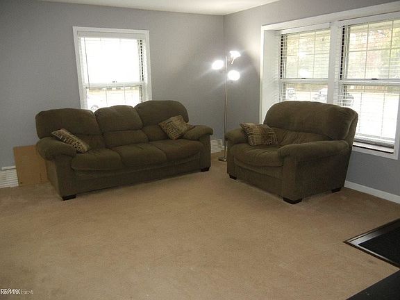 5th image of 33539 Bayview Dr