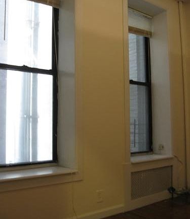 5th image of 250 W 78th St APT 2CR