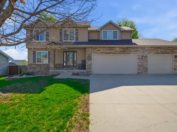 1935 SE Prairie Creek Dr, Waukee, IA 50263