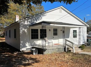 305 E Lenoir St, La Grange, NC 28551