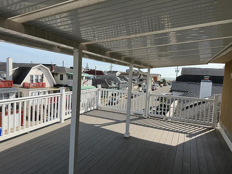 39 Indiana Ave #2 — Photo 9