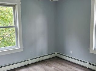 83 Temple St FLOOR 3, Woonsocket, RI 02895