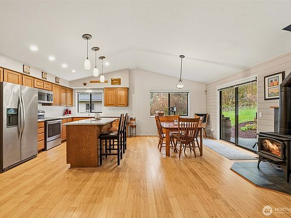 3rd image of 6830 Norma Beach Road