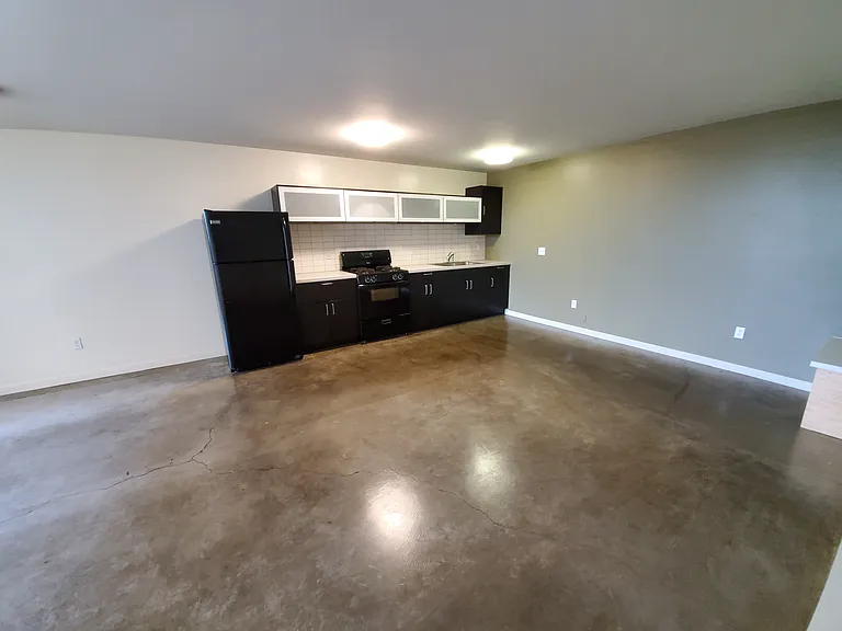4701 San Leandro St #1C — Photo 1