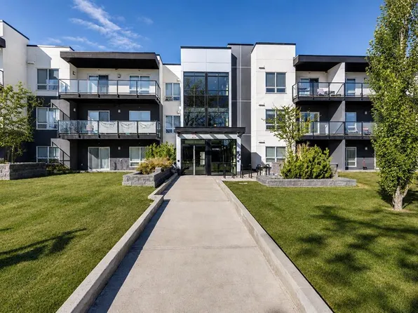 15233 W 1st St SE #108, Calgary, AB T2X 0X5