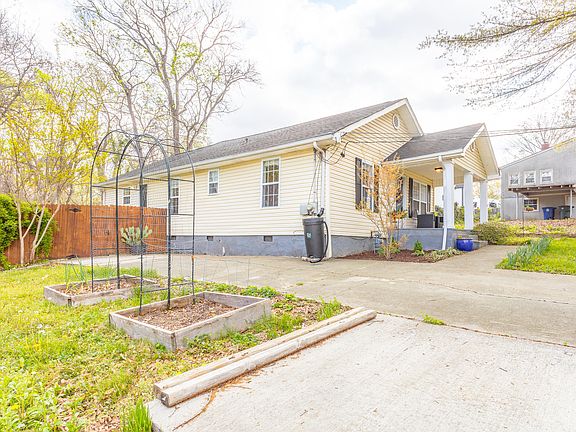 3rd image of 5209 Mayfair Ave