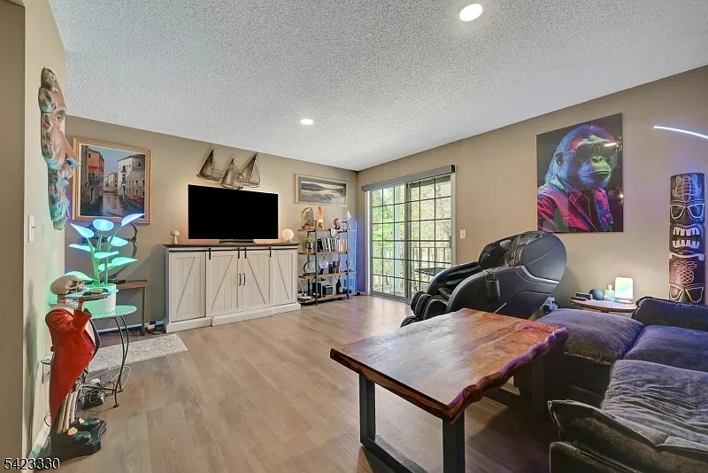 111 Raintree Ln #111 photo 1