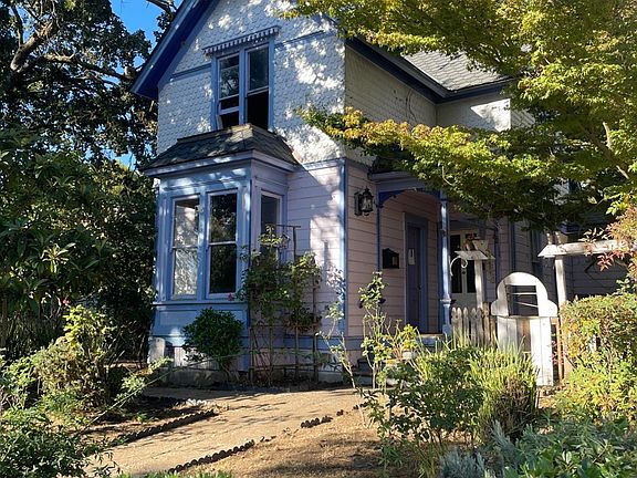 2nd image of 163 Franklin Street