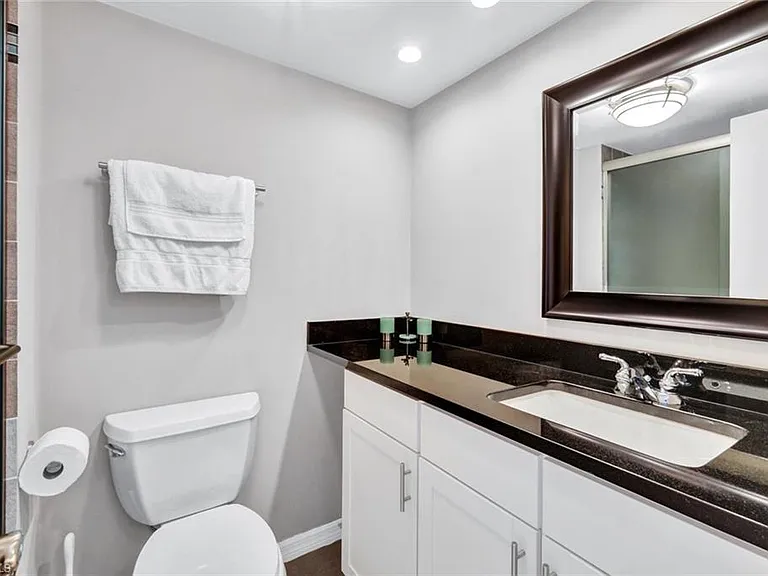 3215 Gulf Shore Blvd N #704N — Photo 16