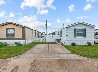 5146 Martinique Calle, Dickinson, TX 77539