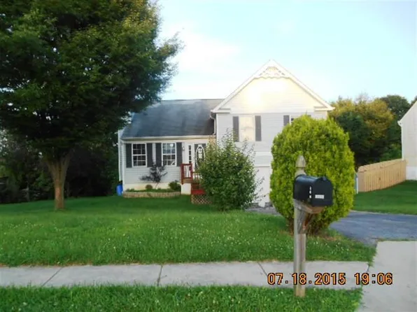 1217 Jo Apter Pl, New Windsor, MD 21776