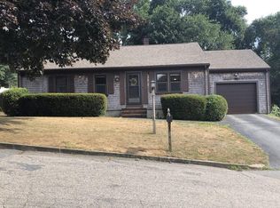 22 Oliveira Ave, Acushnet, MA 02743