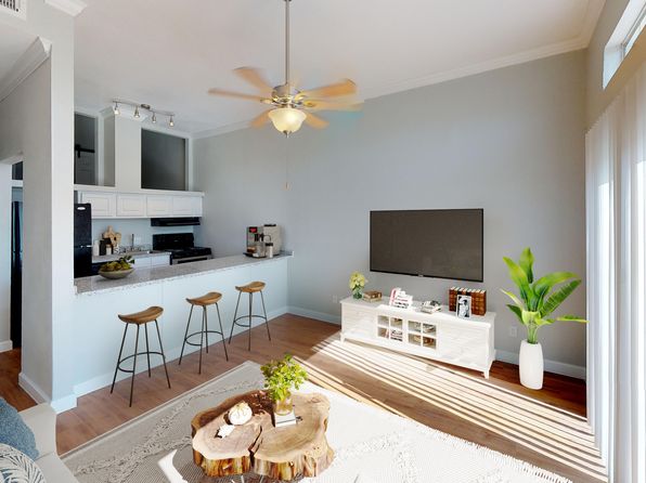 7820 Seawall Blvd #209