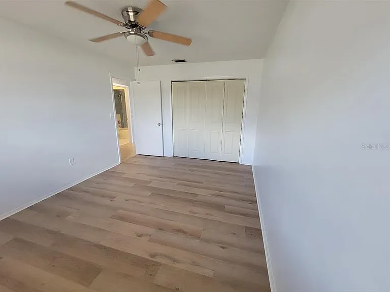 22329 Niagara Ave — Photo 20