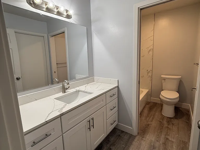 Silicon Valley Apartments — Photo 54