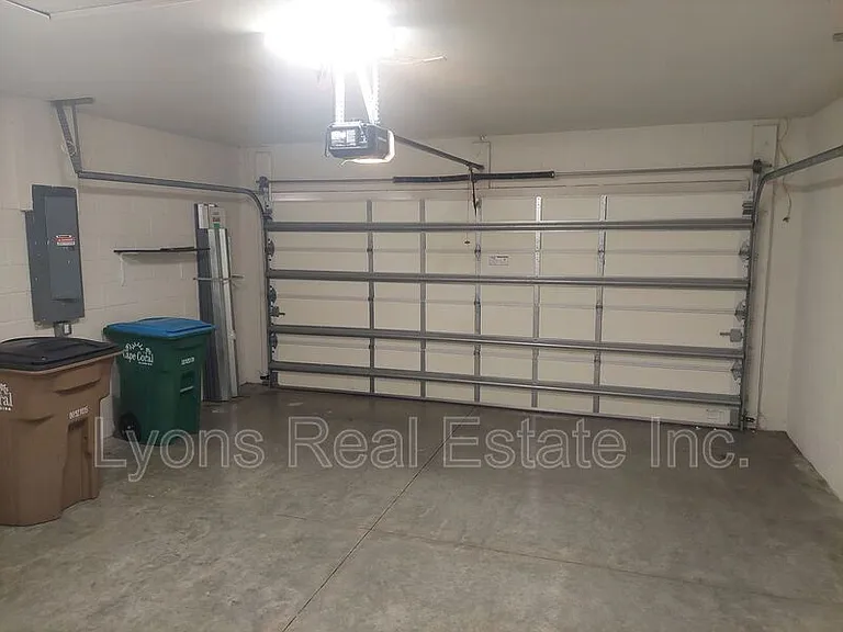 326 SW 24th Pl — Photo 20