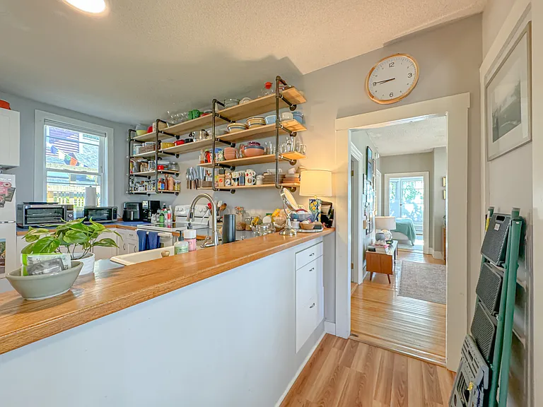 329 Preble St #1 — Photo 20