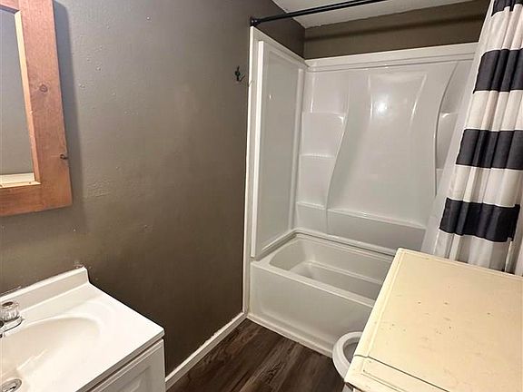 5th image of 2306 Avenue M