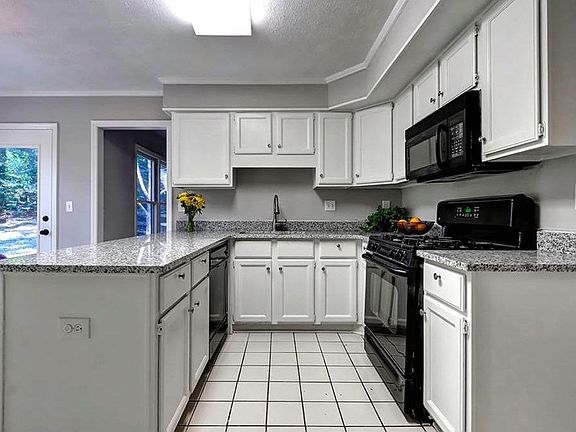 5th image of 150 Ocee View Ct