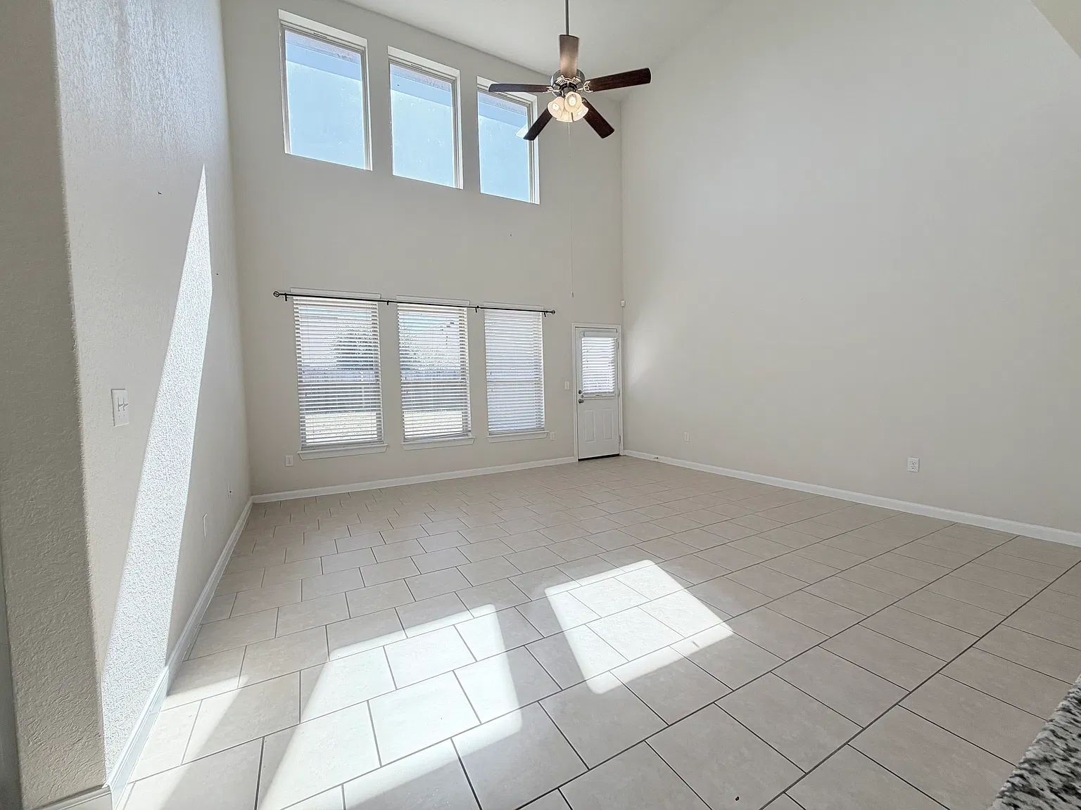 5910 Bridle Bnd — Photo 4
