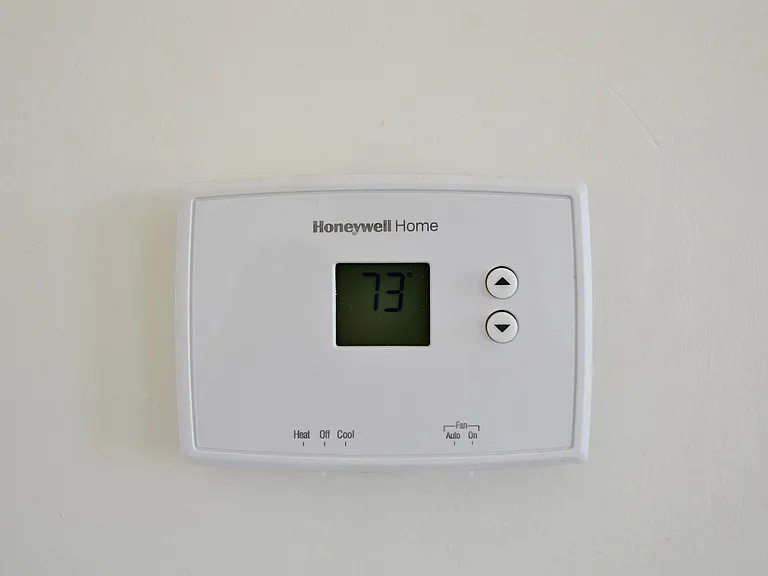 135 Lord Ave #2 — Photo 10