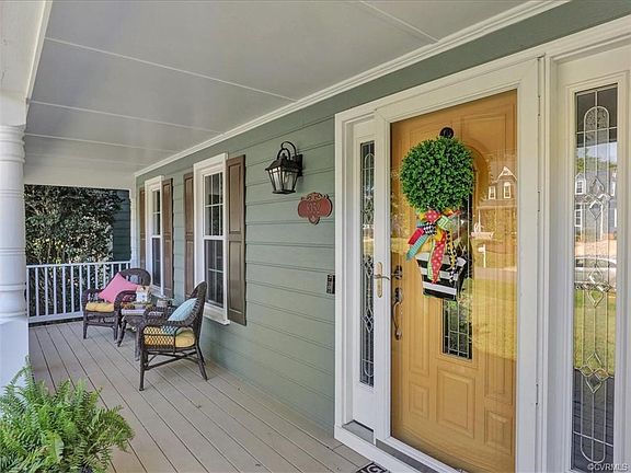 3rd image of 8352 Summer Walk Pkwy